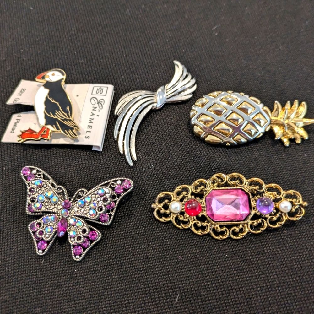 Elegant Gold and Silver Brooch Set of 5